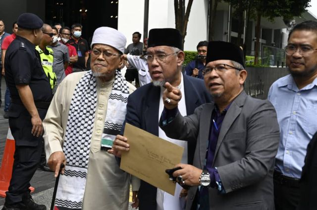 20 NGO serah memorandum bantah bakar al-Quran