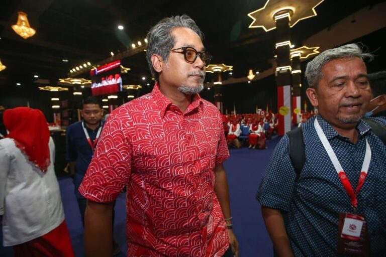 Khairy, anda sudah terlambat