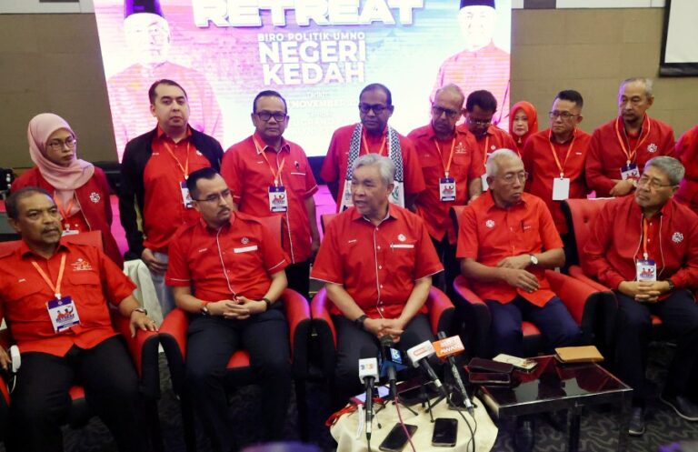 Umno focused on wresting back seats from Bersatu, not Opposition MPs support