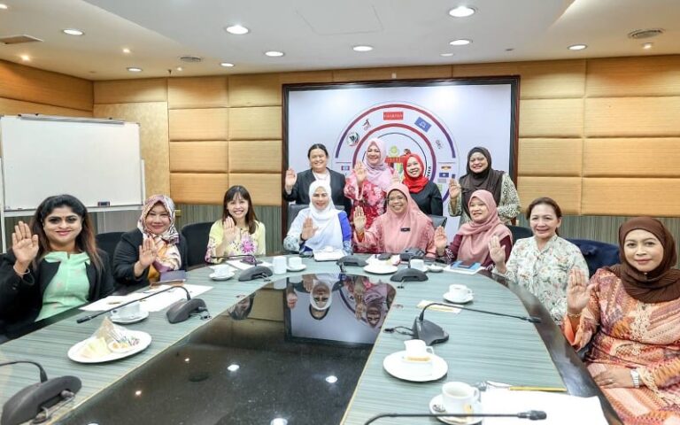 Kukuhkan kesatuan menjelang Konvensyen Wanita Perpaduan