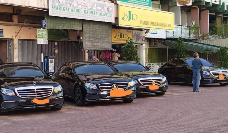 AGU 55 memang kereta Dr Agus tetapi sebelum jadi KP J-KOM