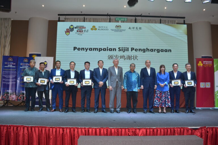 சமூகப்பணி ஒற்றுமையைப் மேம்படுத்தும்