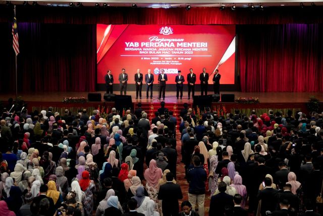 Mansuh skim pencen penjawat awam, YB adil untuk rakyat Malaysia