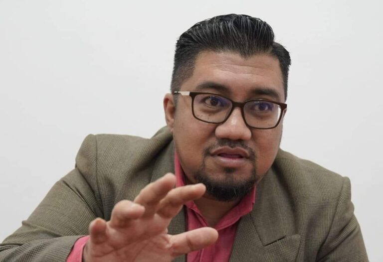 Chegu Bard mohon maaf, terkhilaf dengan dakwaan ‘diperkenan menghadap’