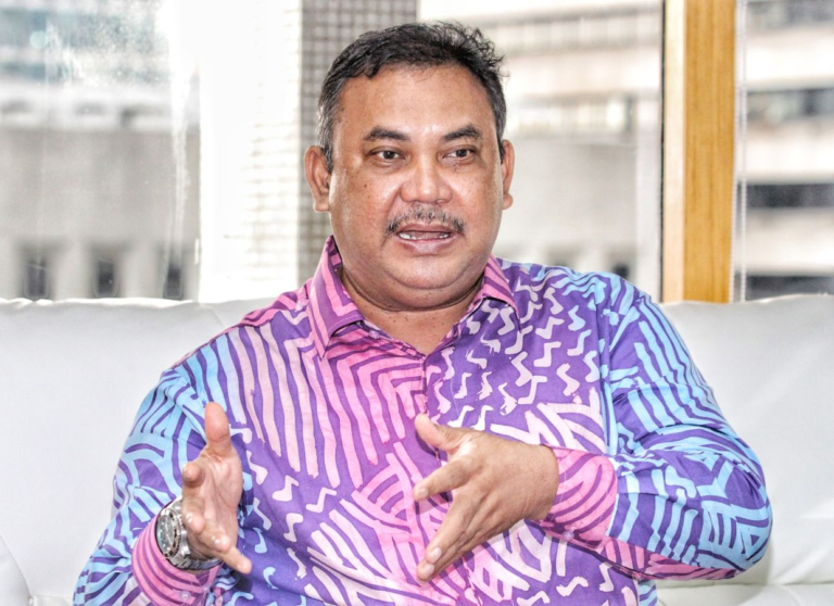 Siasat dakwaan PN guna RM1 bilion beli MP untuk jatuhkan kerajaan