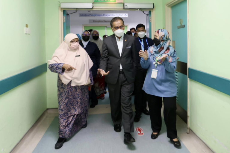 Dr Dzulkefly buat lawatan mengejut ke Hospital Selayang