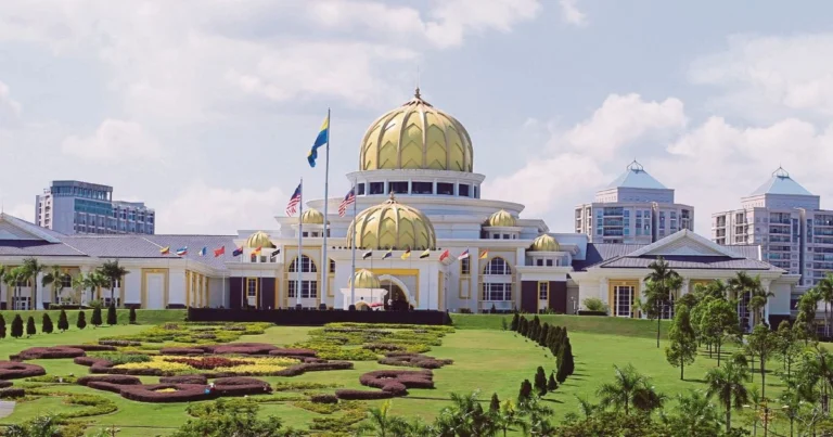 Attempted breach at Istana Negara, two men apprehended