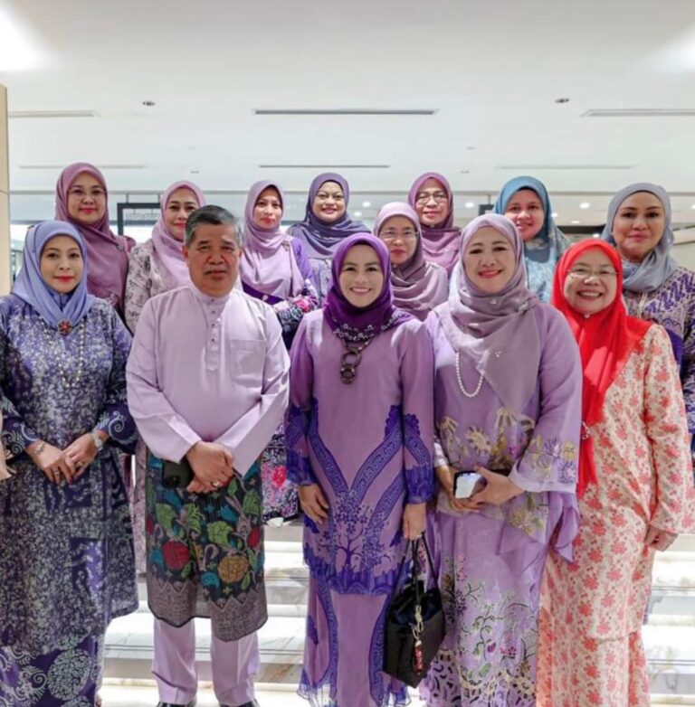 Mat Sabu terima kunjungan Wanita Umno perkukuh kerjasama dua parti