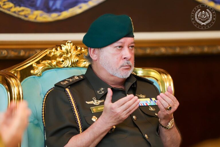 Agong murka isu kalimah Allah timbul semula