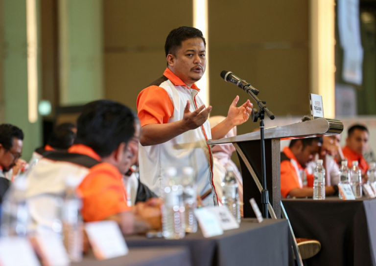 Rosak perpaduan berpunca ahli politik main politik kaum dan agama