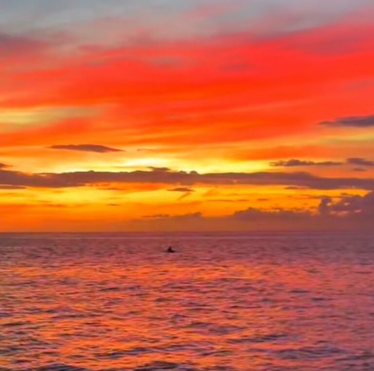 Mesmerizing Sabah sunset win hearts of many