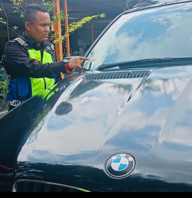 Luxury BMW X6 seized: Owner skipped road tax for 7 years