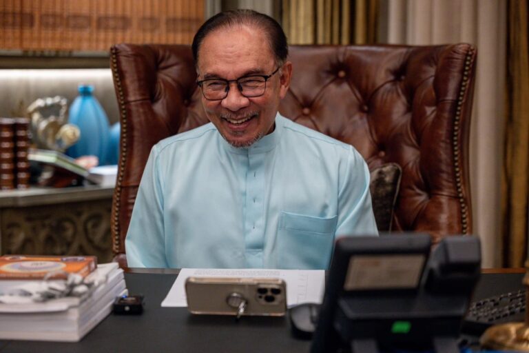 Performance-based salary system for civil servants