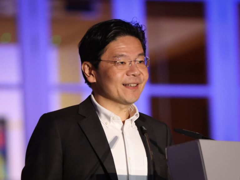 Terror threat remains high: Singapore PM responds to Ulu Tiram assault