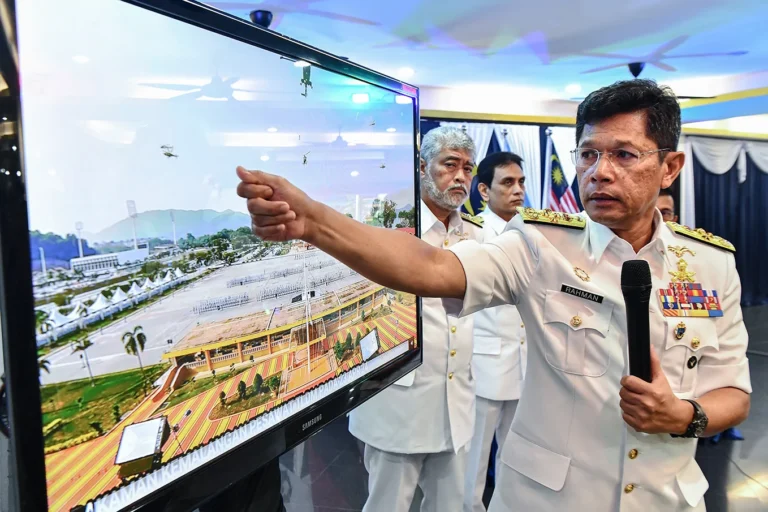 The truth behind the two naval helicopter collision