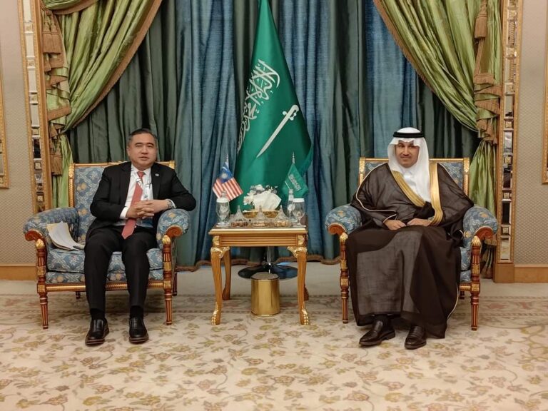 Bukan biasa-biasa, Anthony Loke ke Arab Saudi bincang bina terminal khas jemaah haji