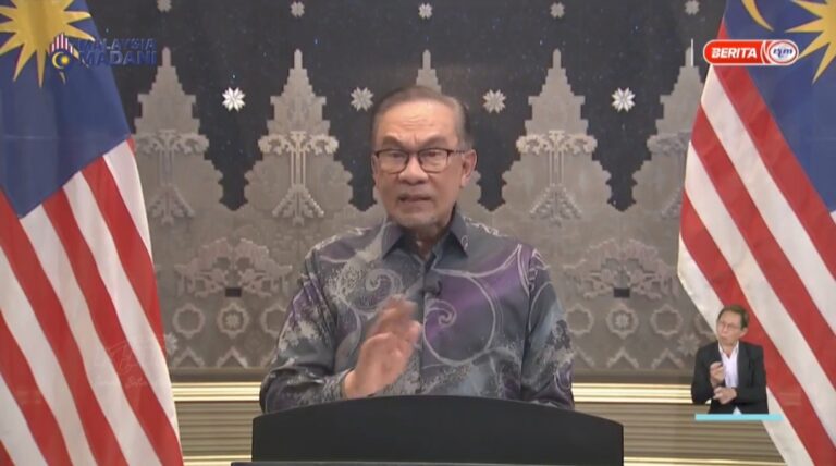 Penyasaran subsidi diesel hanya di Semenanjung, tapi ada berita baik untuk pengusaha bas, teksi