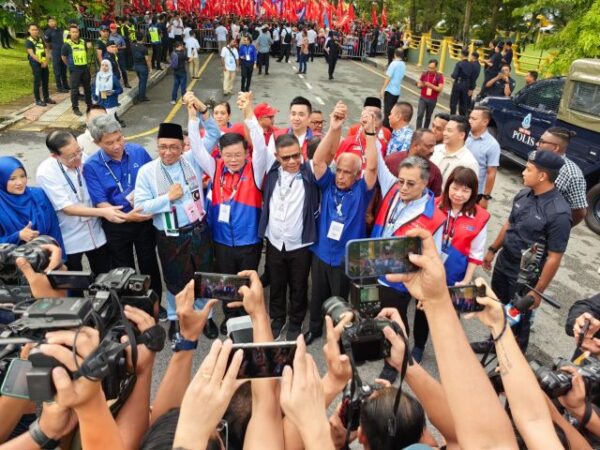 Perarakan Penamaan Calon Perpaduan Di Prk Sungai Bakap Meriah Harapan