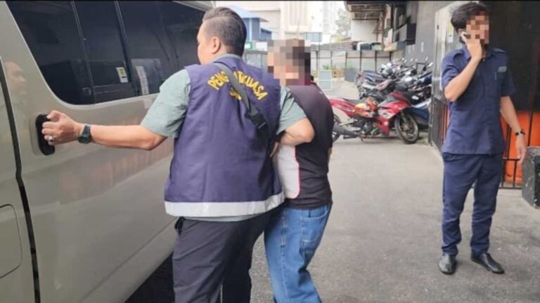 Video : Gempar pemimpin NGO kutip dana Palestin kantoi berkhalwat, ada 3 ‘hint’ didedah