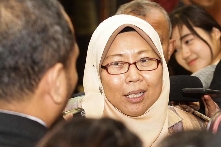 Muhyiddin made an undignified, desperate move