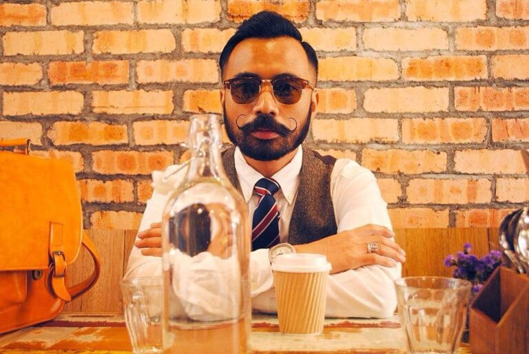 Pelik tiba Maghrib batuk teruk, kuku Wak Doyok pula dah kebiruan