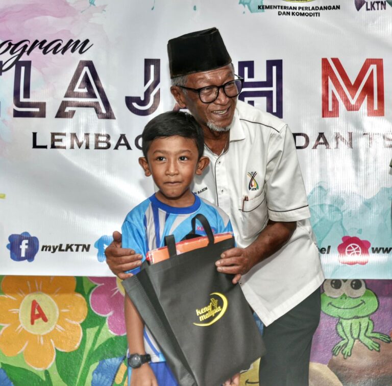 Sambut Hari Kemerdekaan sambil mengenali kenaf