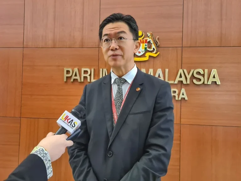 Senator backs analyst for Sabah, Sarawak’s one third representation