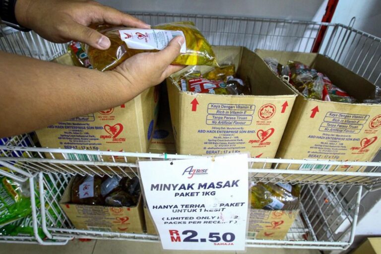 Patutlah lama tak nampak minyak masak paket di pasaran