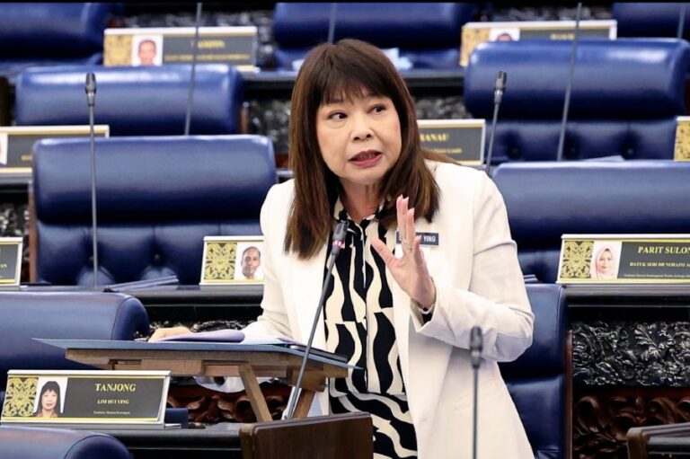 Larangan keluar KWSP untuk tunai haji rupanya tak betul, ini penjelasan timbalan menteri