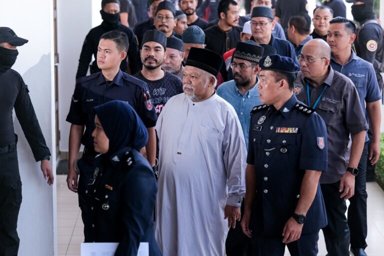 Video : Nasiruddin dan isteri antara 22 dituduh hari ini