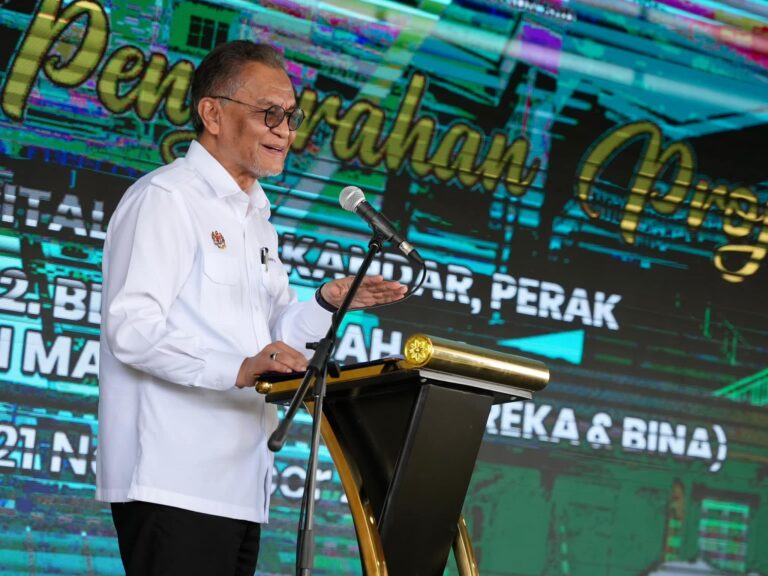 Video : Dr Dzulkefly pastikan kebajikan jururawat terjaga walau bekerja 45 jam seminggu