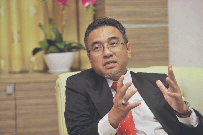 Adly Zahari kini Pengerusi baharu PH Kelantan