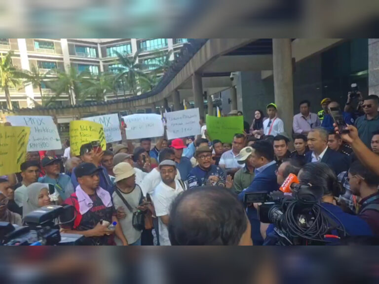 PMX tolong naikkan harga lantai RM1,800…