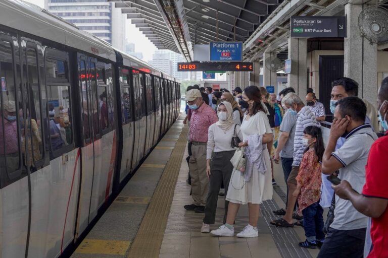 Usaha kerajaan berhasil, angka pengangguran turun kepada 3.2 peratus – DOSM