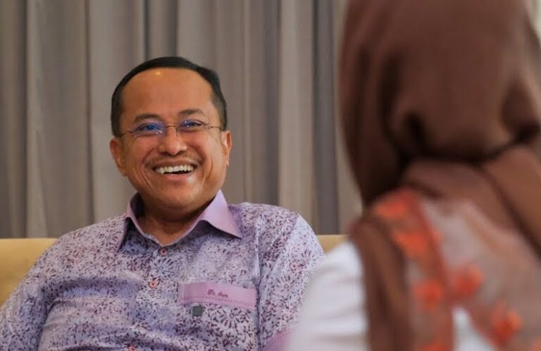 Video : Minyak tengah laut ‘claim’ negeri punya, pantai rosak tolak kepada kerajaan Persekutuan