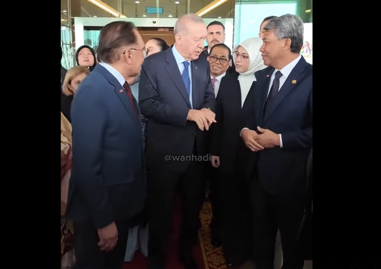 Apa kata Erdogan kepada PMX dan Tok Mat? Sebar video ini elak walaun memfitnah