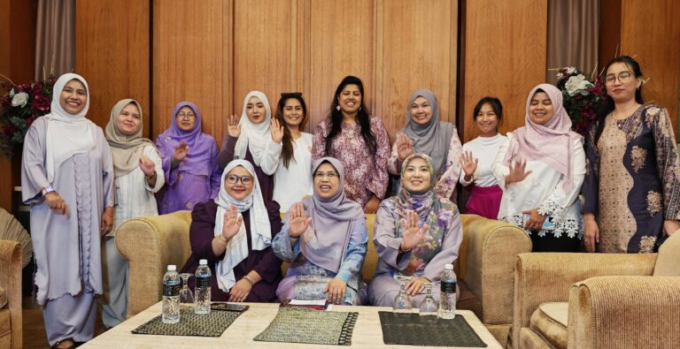 FOTO BERITA | Wanita perkukuh peranan dalam ekonomi & kepimpinan – Rodziah