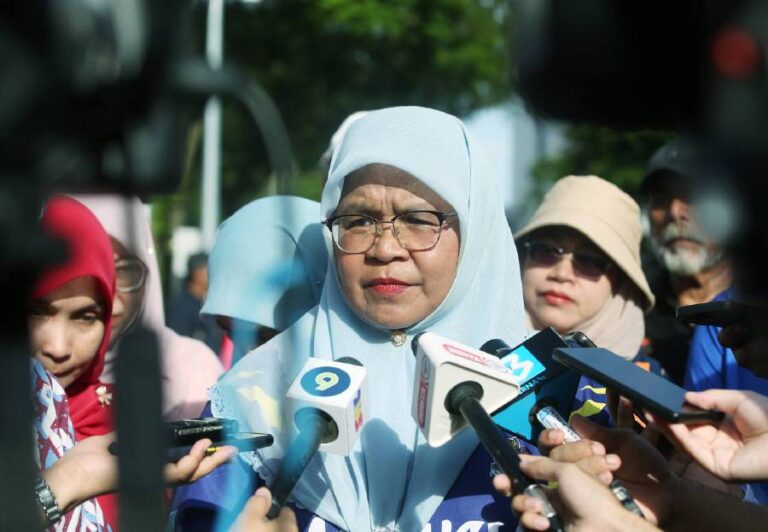 Terkini DBKL rehatkan tiga anggota penguat kuasa kasari peniaga