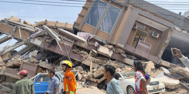 144 terbunuh, 732 cedera dalam gempa bumi 7.7 magnitud di Myanmar