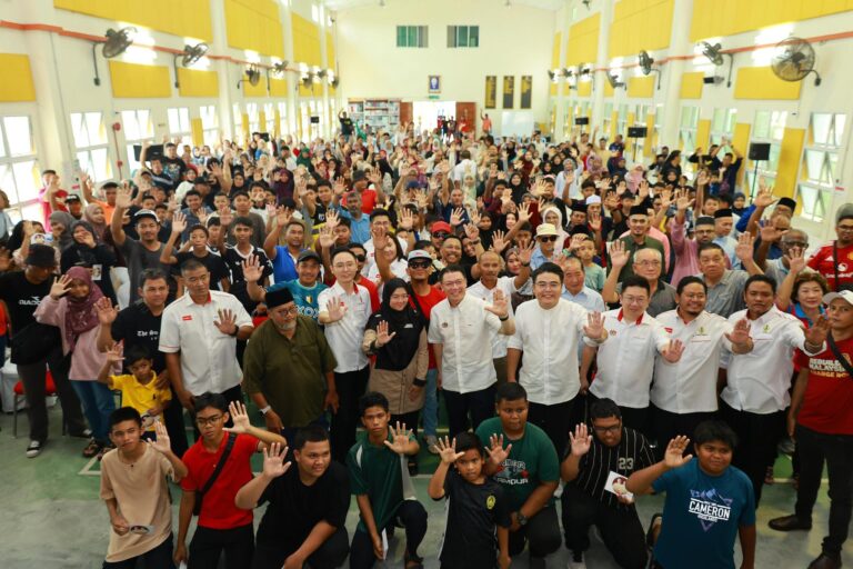 Pemimpin DAP ‘anti-Melayu’, ‘anti-Islam’, apa dia buat?