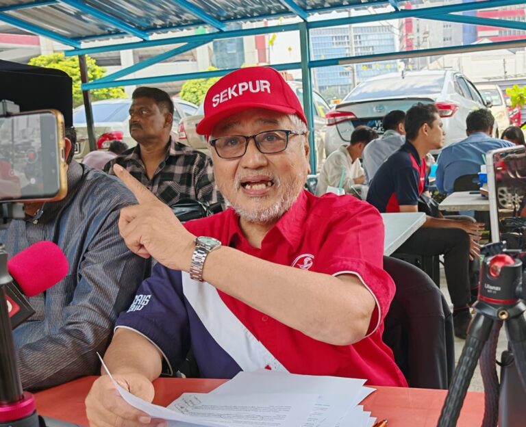 23 NGO lapor polis pengguna FB buat komen jelik terhadap Allahyarham Pak Lah