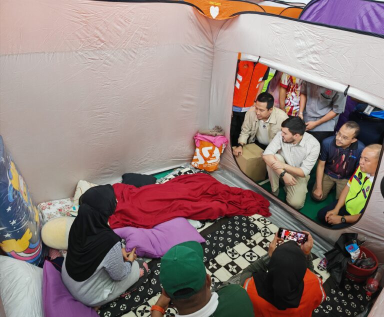 Kerajaan negeri Selangor berusaha menempatkan mangsa di lokasi lebih selesa dan sesuai