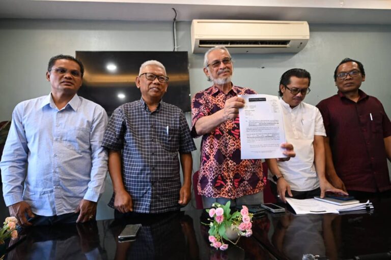 Rafidah dituntut bayar ganti rugi RM300,000, ini sebabnya Khalid failkan tuntutan