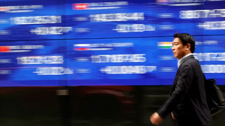 Stock indexes plunge, interest rates cut soon