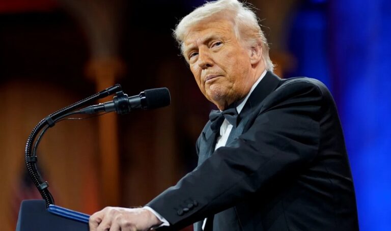 Visa applications from 75 countries to the US suspended from Jan 21