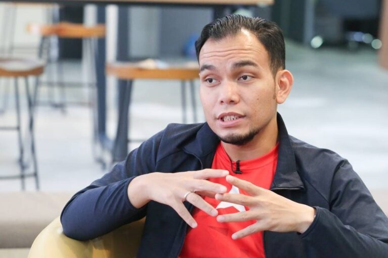 Video : Syahredzan anggap kunjungan Adun Pas ke kuil tidak perlu dipolemikkan