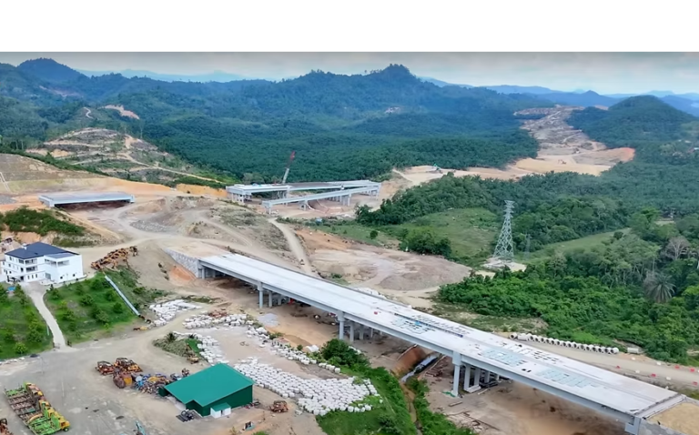 Terbukti tidaklah dianaktiri, rakyat Kelantan lega projek lebuhraya KBKK hampir siap