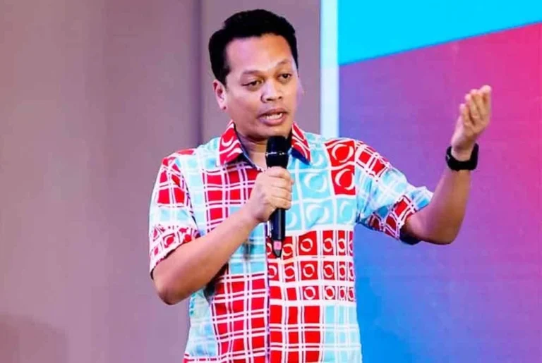 Video : Nik Nazmi: Hanya berundur dari kabinet, bukan PKR