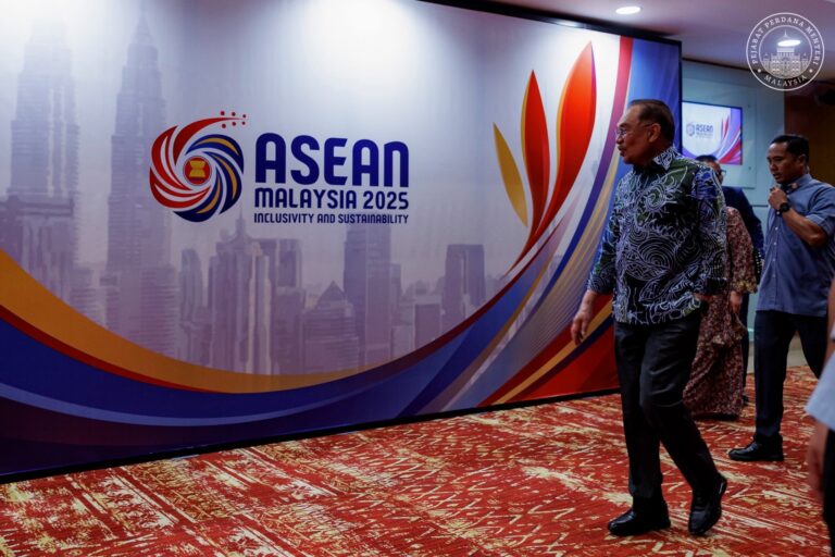 Anwar’s Chance to Get Myanmar Right