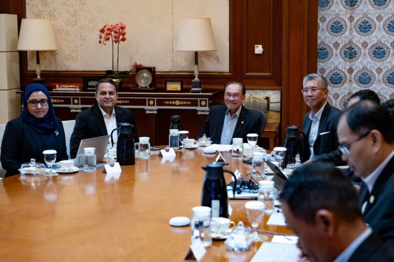 PM terima kunjungan hormat dari syarikat gergasi dunia dalam pengkomputeran